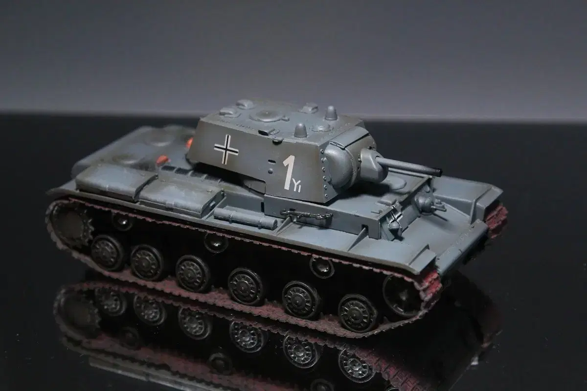 1/72 독일육군 노획형 KV-1 탱크모형